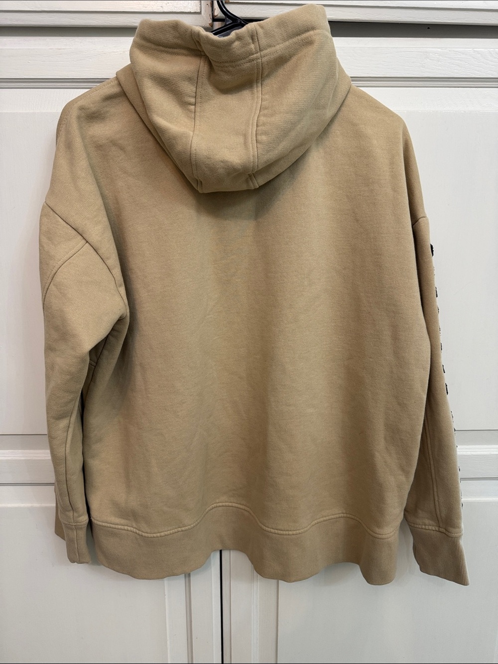 Ariat Tan Pullover Hoodie with Navy Logos. Equestrian western. Size L - Picture 6 of 6